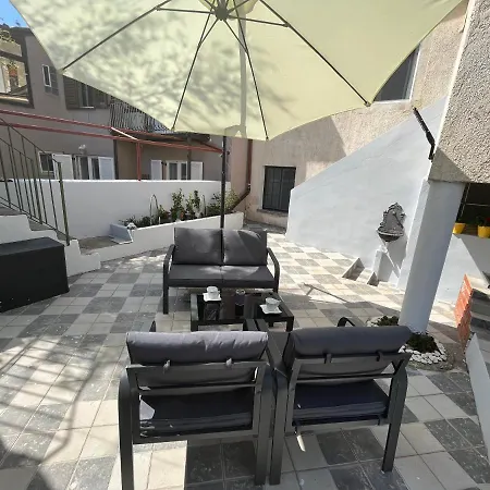 Apartment 39 *